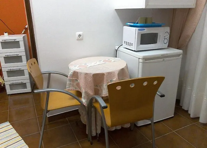 Edificio Saul Fanha Pensjonat *